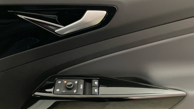 Volkswagen ID.4 210kW Black Edition Pro 77kWh 5dr Auto Electric Estate
